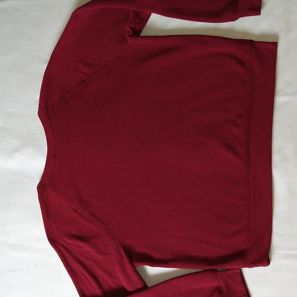 Harry Potter Sweatshirt Sweater Pullover Round Neck Wine Color Size Medium - Picture 6 of 12